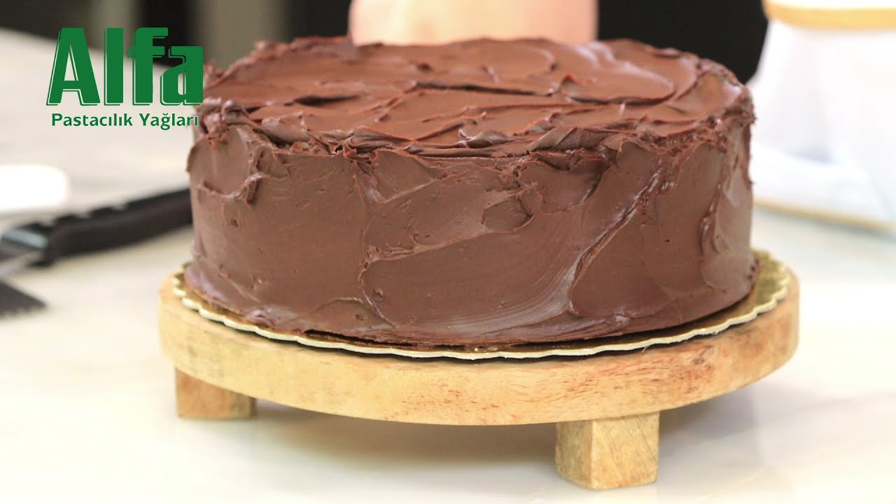 Bol Çikolatalı Islak Pasta Namıdiğer Devils Food Cake