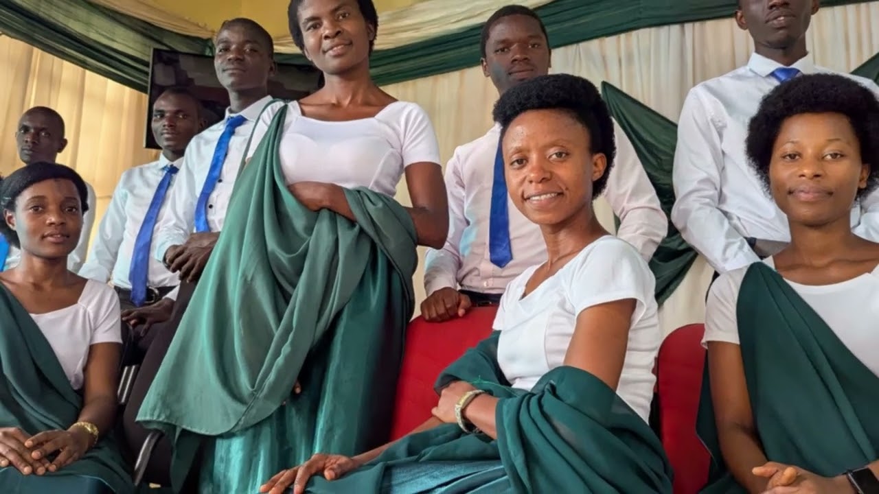 Twitegurire indirimbo ziswe IVYIZIGIRO n' UMUBURO za choral IJWI RY'IMBURI.