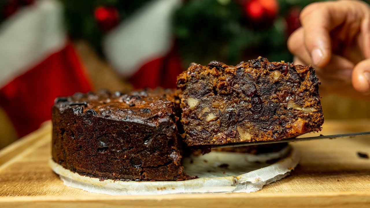 EPIC Christmas Cake | Steves FAVOURITE Christmas Dessert
