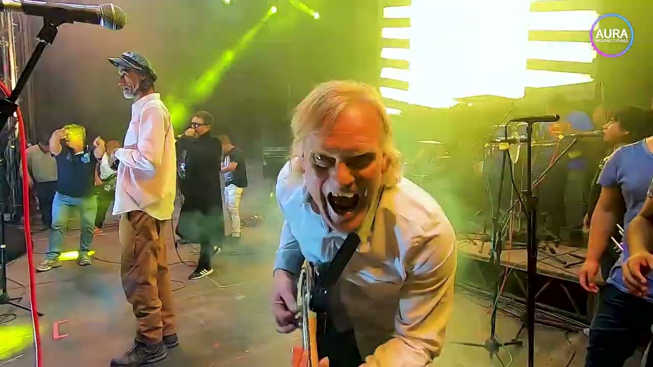 Lucho - Maneras - Dame tu amor - Ella besa así | X Dinero (en vivo)