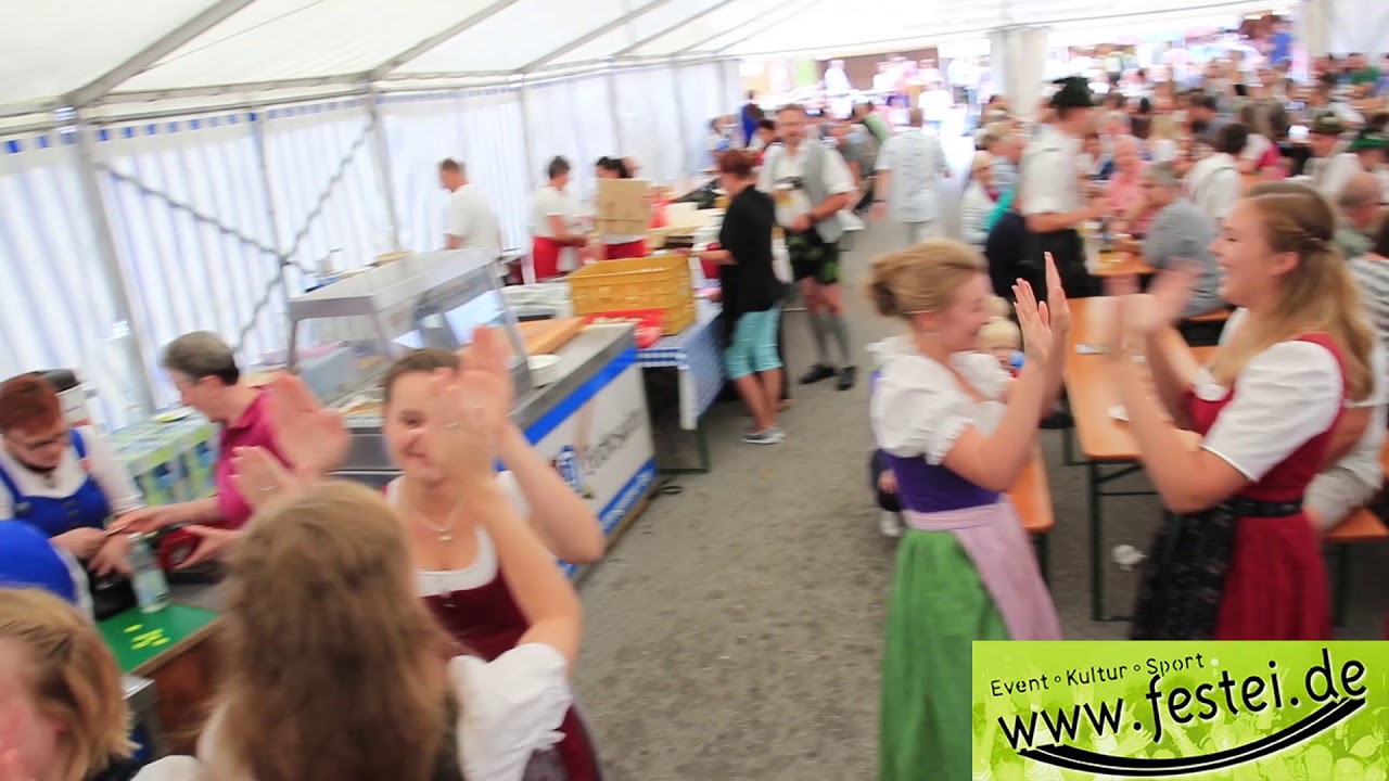 Bier- & Weinfest Bischofswiesen im Berchtesgadener Land mit verschiedenen Einlagen der Trachtler
