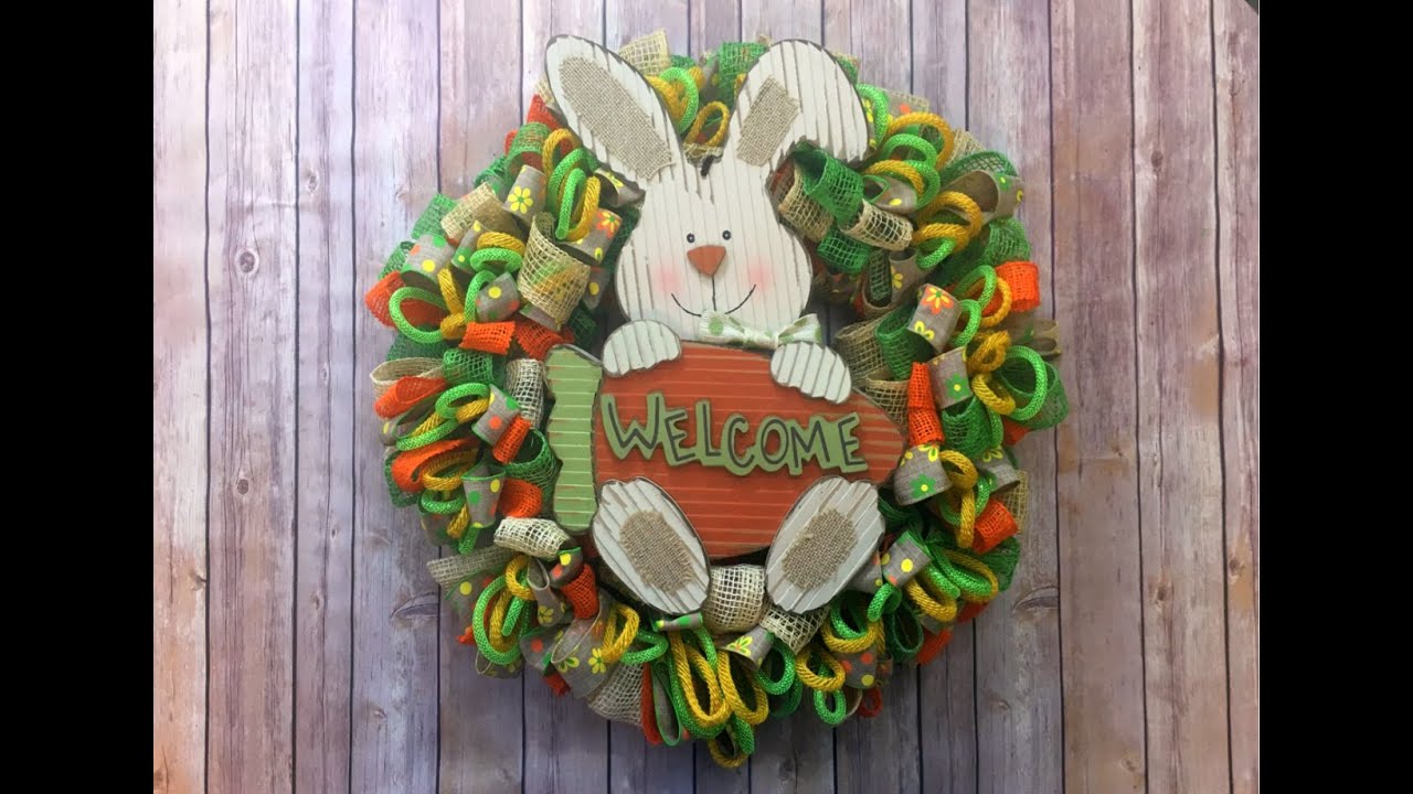 Easy Loopy Loop Wreath Tutorial {ribbon, mesh and tubing}