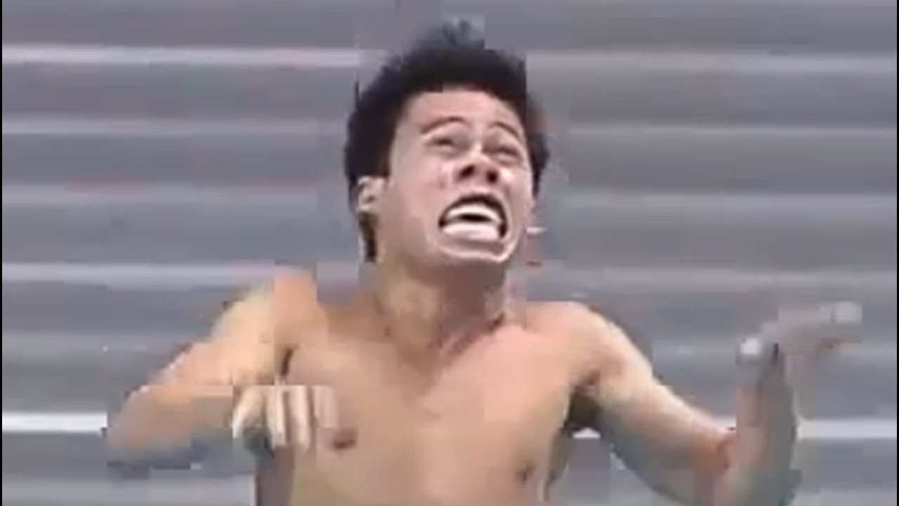 Filipino Diver in SEA Games 2015 Singapore. Epic Diving Fail (with sound)
