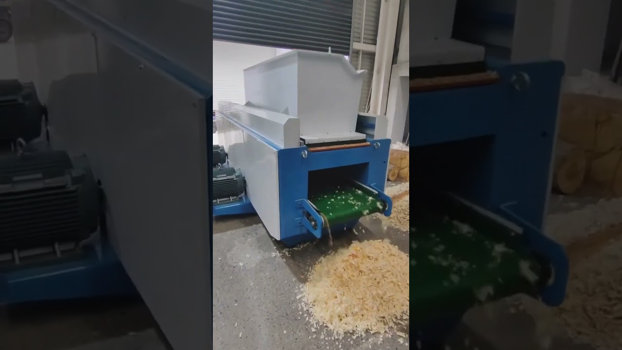 Wood shaving machine for horse bedding with bigger size #woodshavings #horsebedding