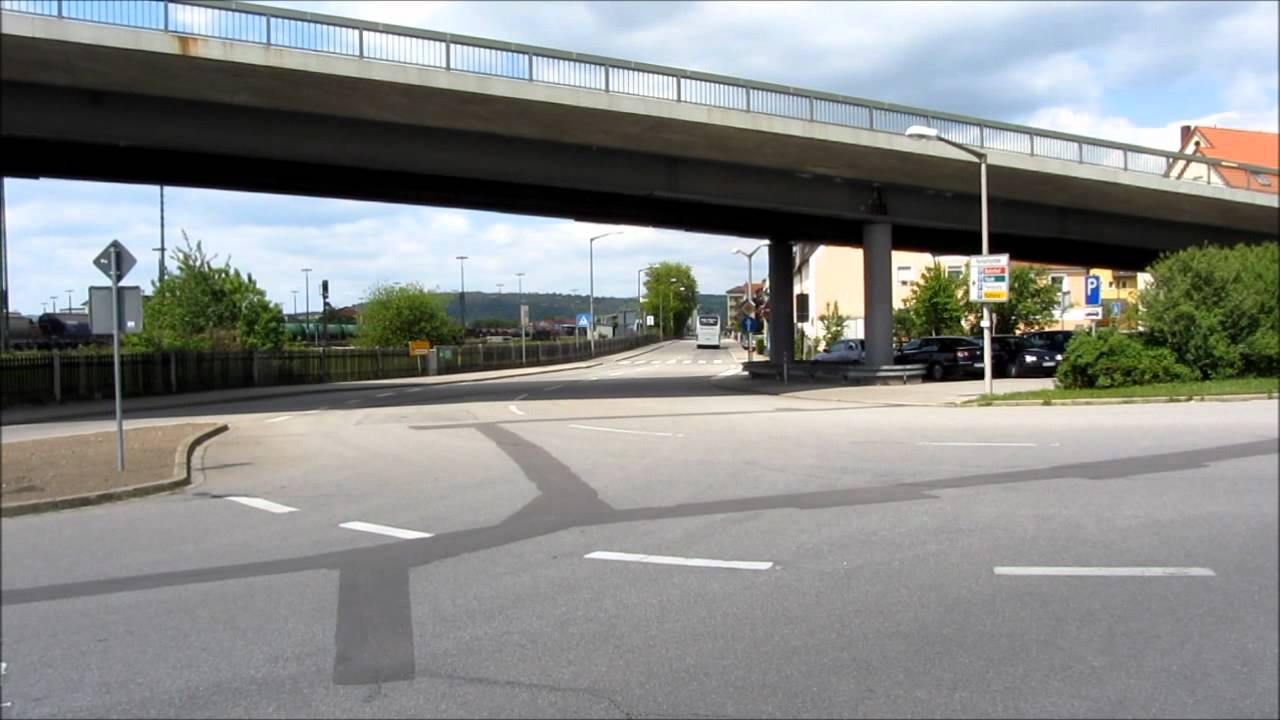 BEX Travego 416 fährt durch Schwandorf