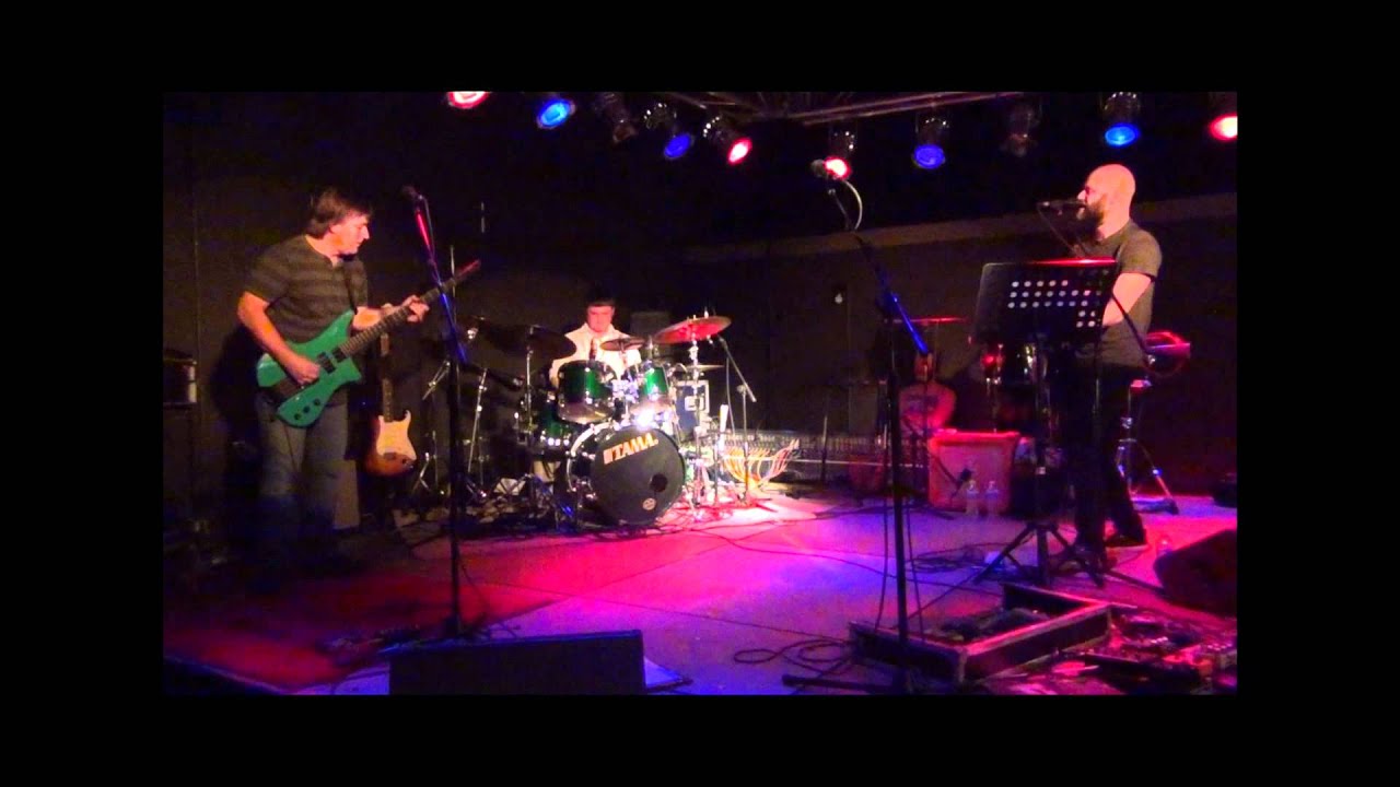Doug Rowe Performs at HMF Student Concert