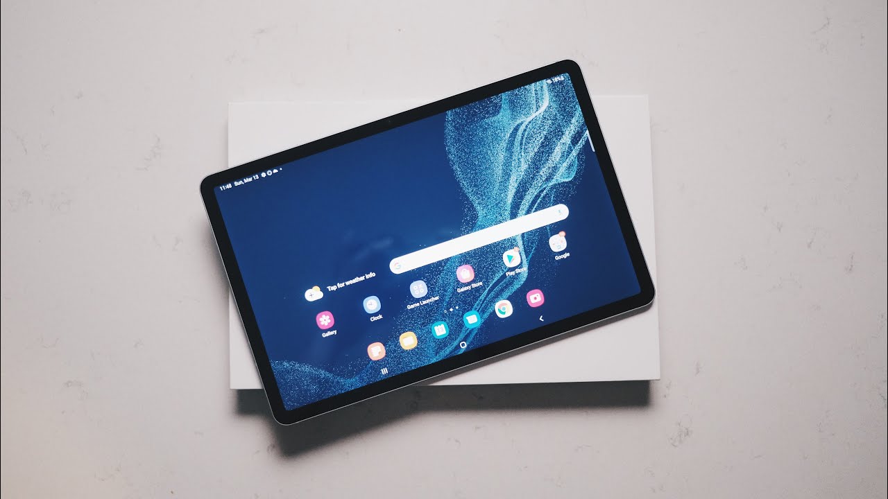 Samsung Galaxy Tab S8 Unboxing & Initial Impressions | Better than my iPad Air?