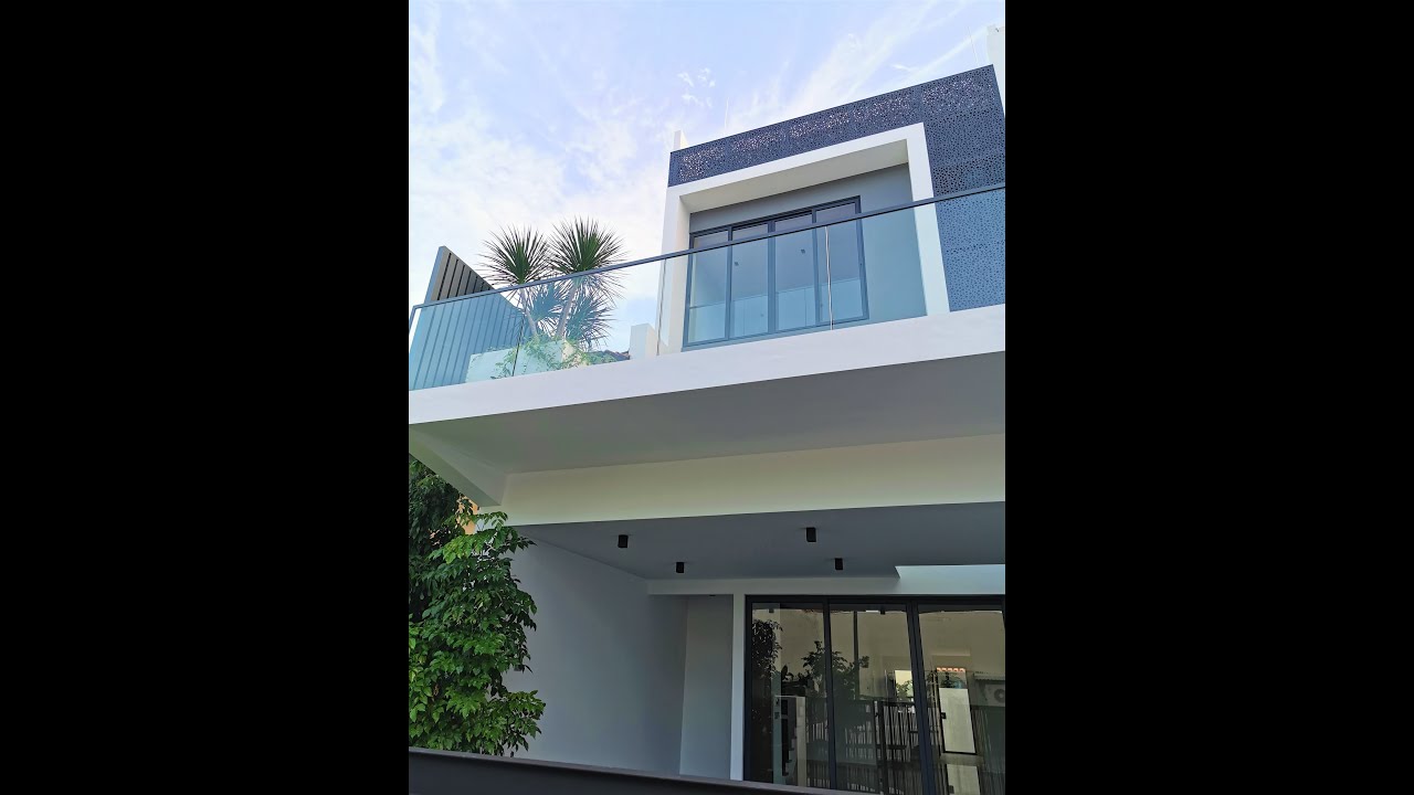 For Sale! - (Singapore District 15) Terraced Within Landed Enclave