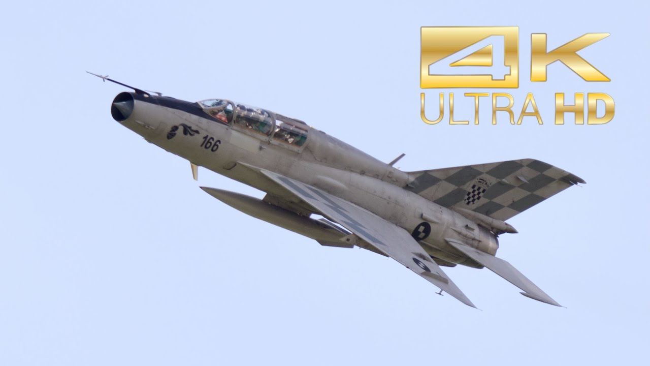 (4K) MIG-21 UM Croatian Air Force flying Display Airpower 2022 AirShow Zeltweg  LOXZ