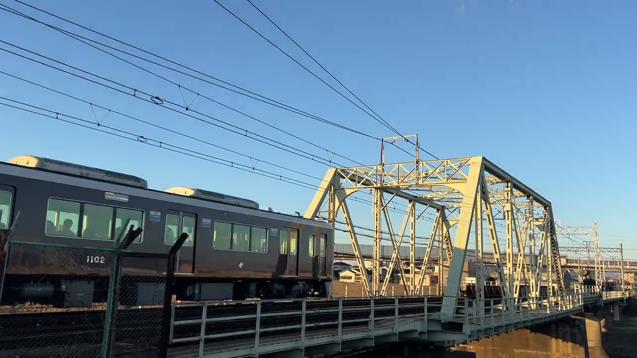 【#阪急電車 】#阪急神戸線 藻川橋梁の朝ラッシュ
