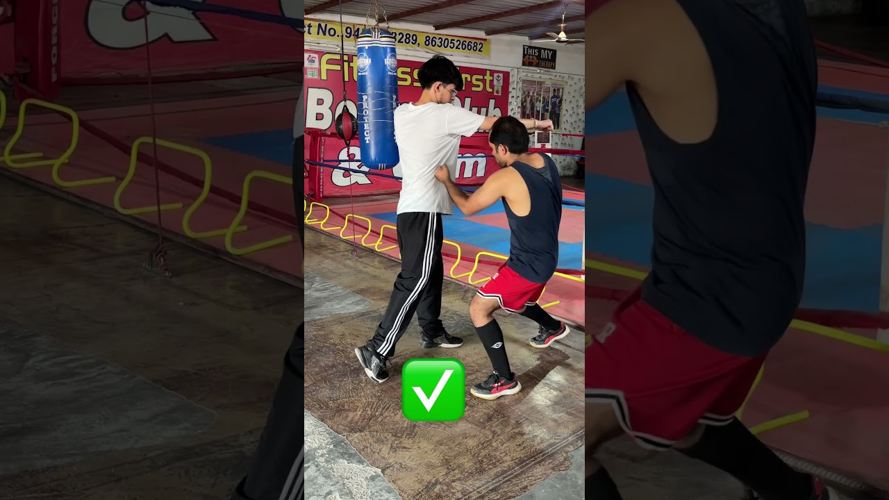 Cross counter tips #boxing #boxingtraining #boxingtutorial #boxingworkout #mma #combatsports #ufc