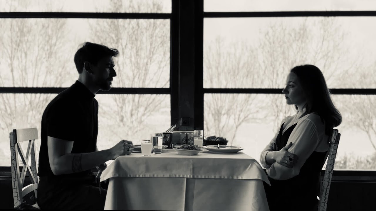 Akustikadam & Melisa Karakurt - Hatırlanan Şeyler