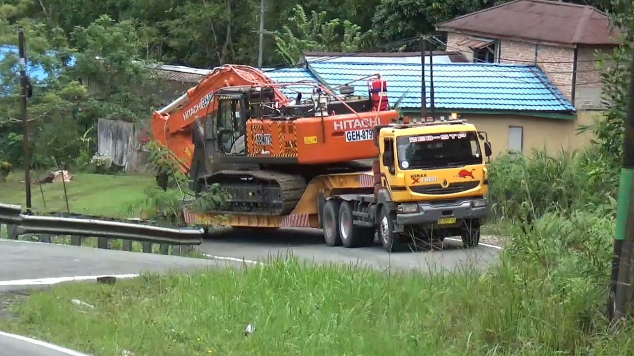 Truk Keren Renault Kerak, Volvo dan Quester Muatan Alat Berat Tambang