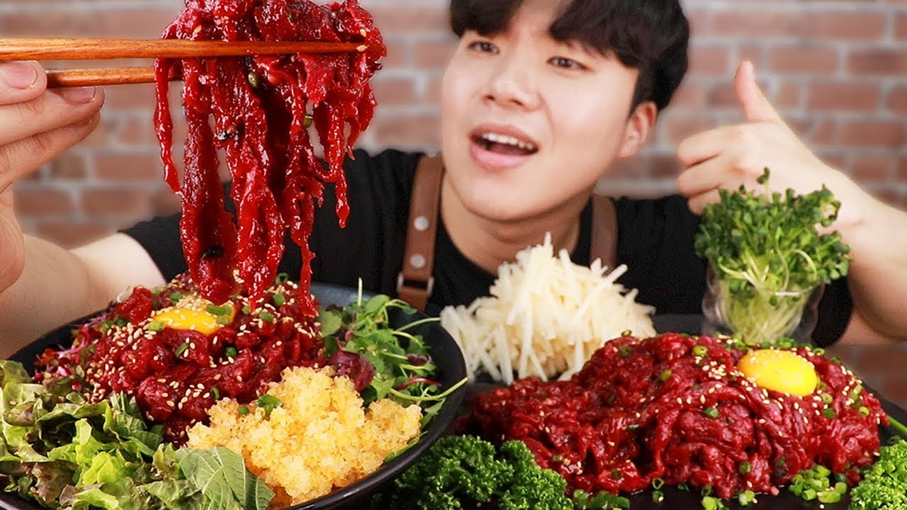 육회,육회 비빔밥 진짜 너무 맛있다..안보면 후회할 수도 육회 ASMR 먹방 Korean Raw Beef Tartare MUKBANG EATING SOUND!