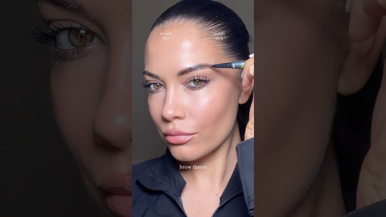 Реклама. Теория бровей с использованием новых накладок для бровей от @maybellineuk, средне-коричн...
