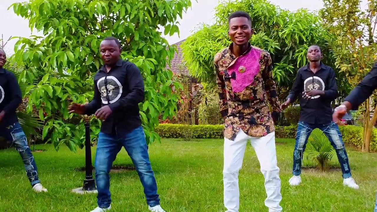 BONNE ANNÉE by IROPI MOSES DRC (official vidéo tayari)+243891752003