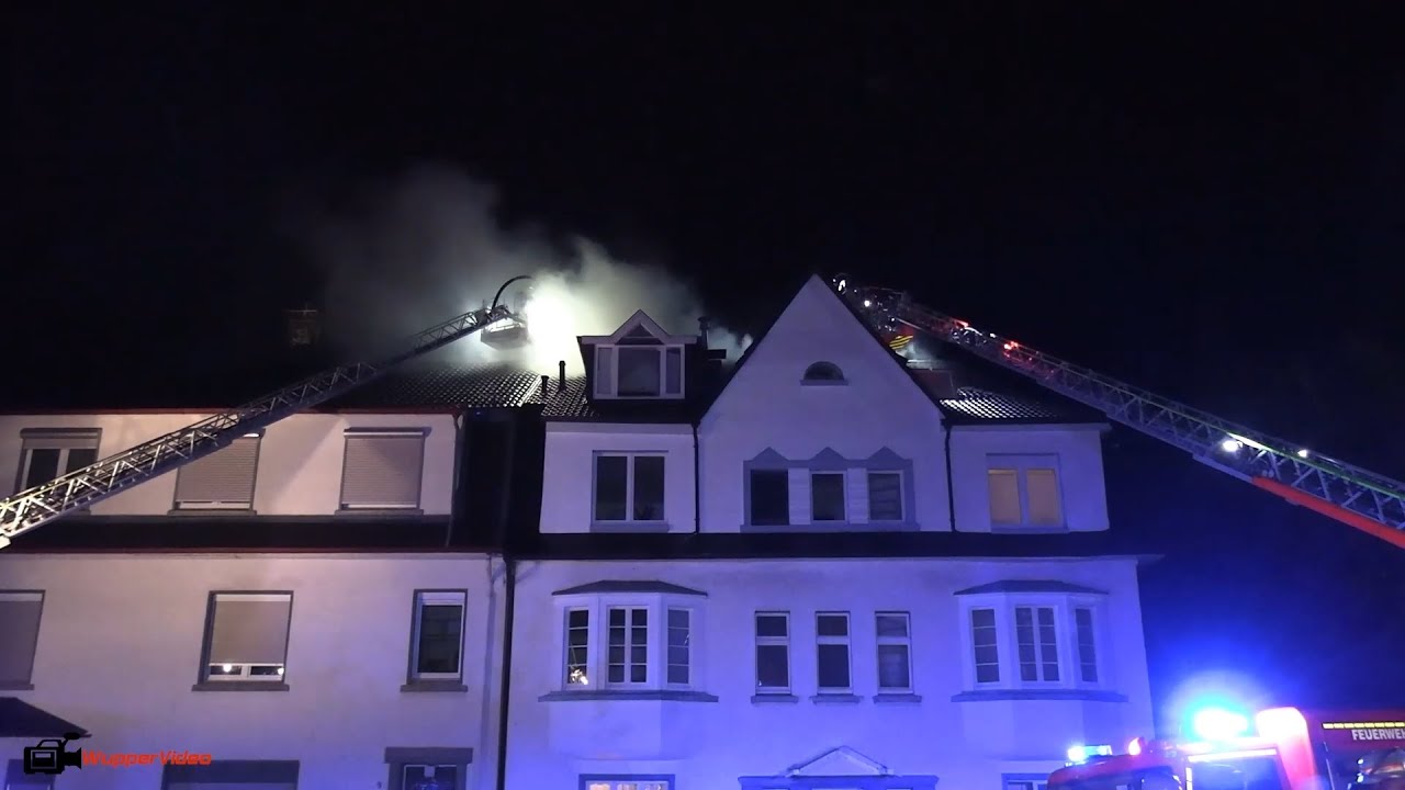 Dachstuhlbrand in Solingen-Hästen | 31.10.2021