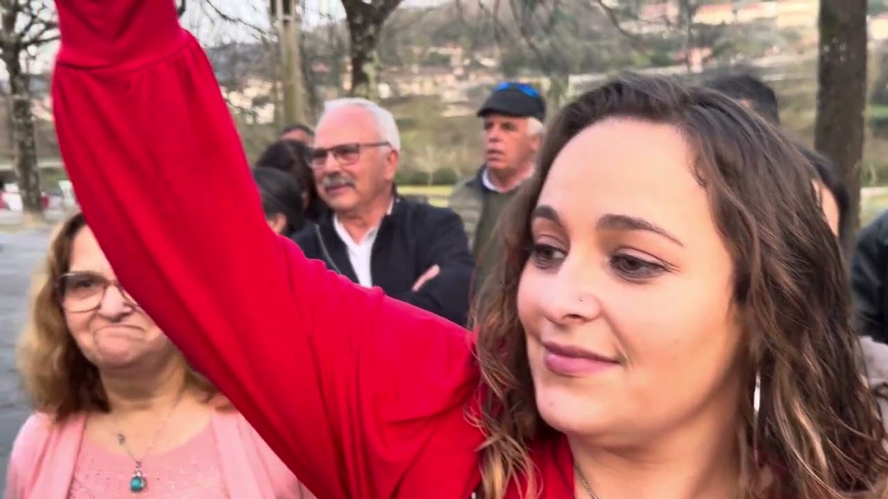 Rolinha brava todas as pessoas a cantar comigo nos arcos de valdevez (04-02-2024)