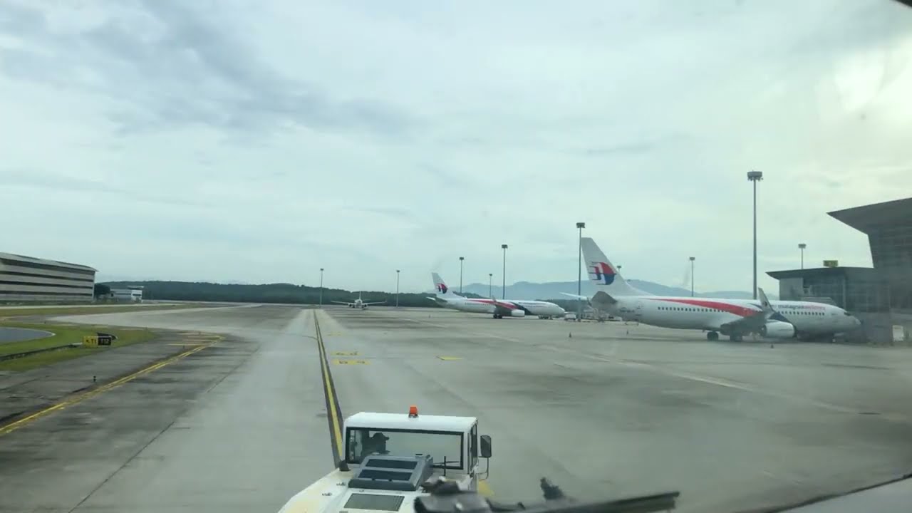 Takeoff from KLIA (time lapse)