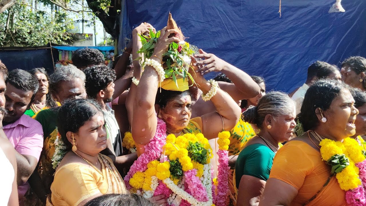 வைப்பாரில் இருந்து மாரியம்மன் கோவிலுக்கு பாதயாத்திரை செல்லும் பக்தர்கள் பால்குடம் எடுத்தல்🙏🏼🙏🏼🙏🏼