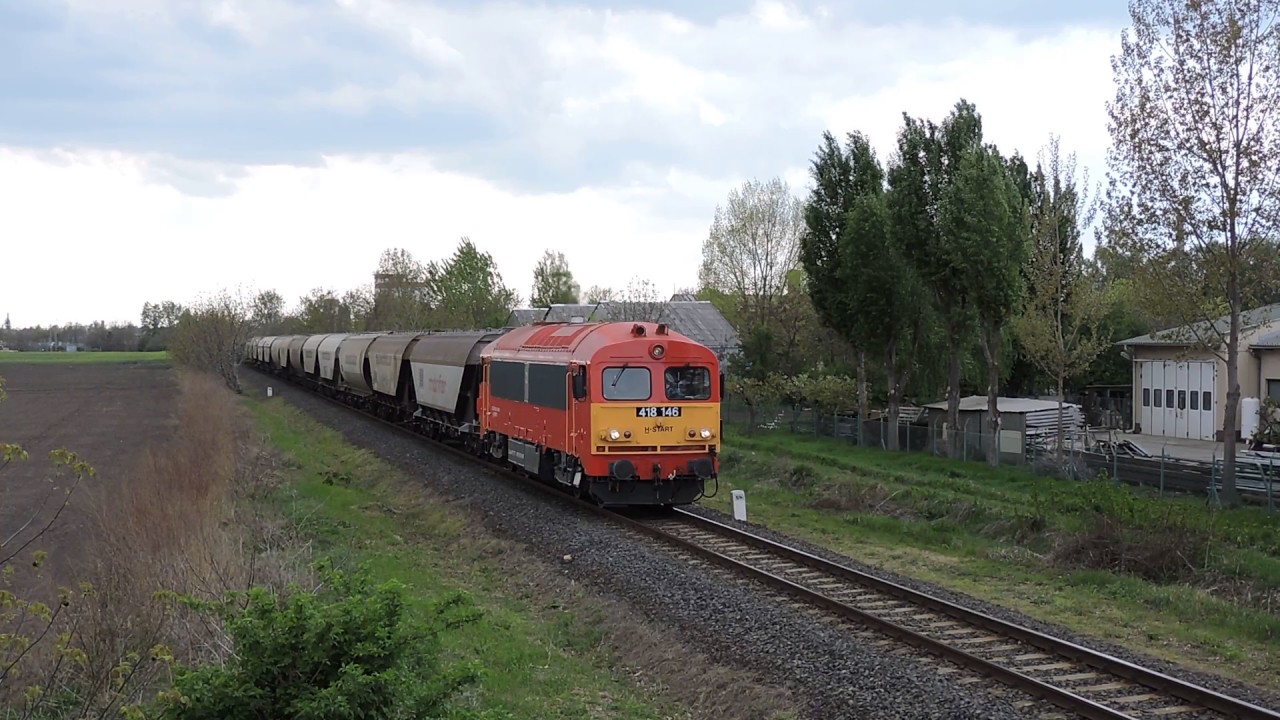 M41 2146 gyorsítása rakott gabonavonattal