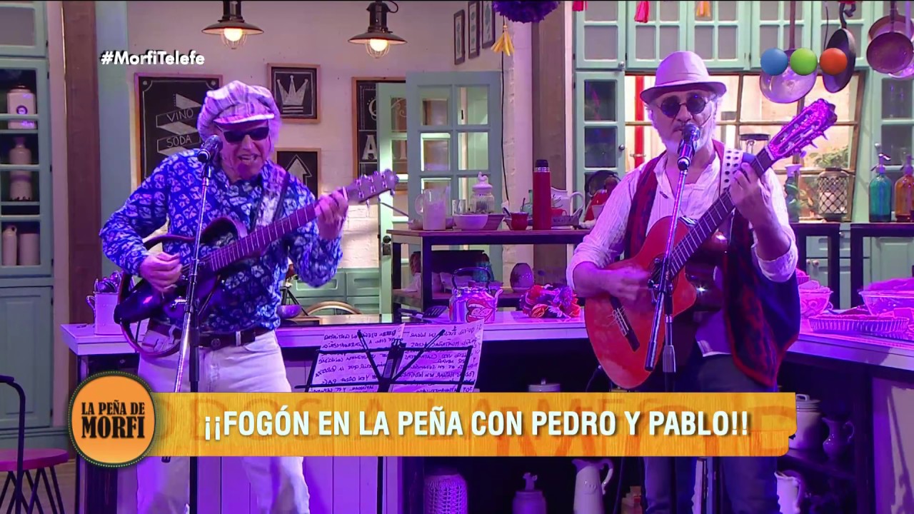 Pedro y Pablo cantan 