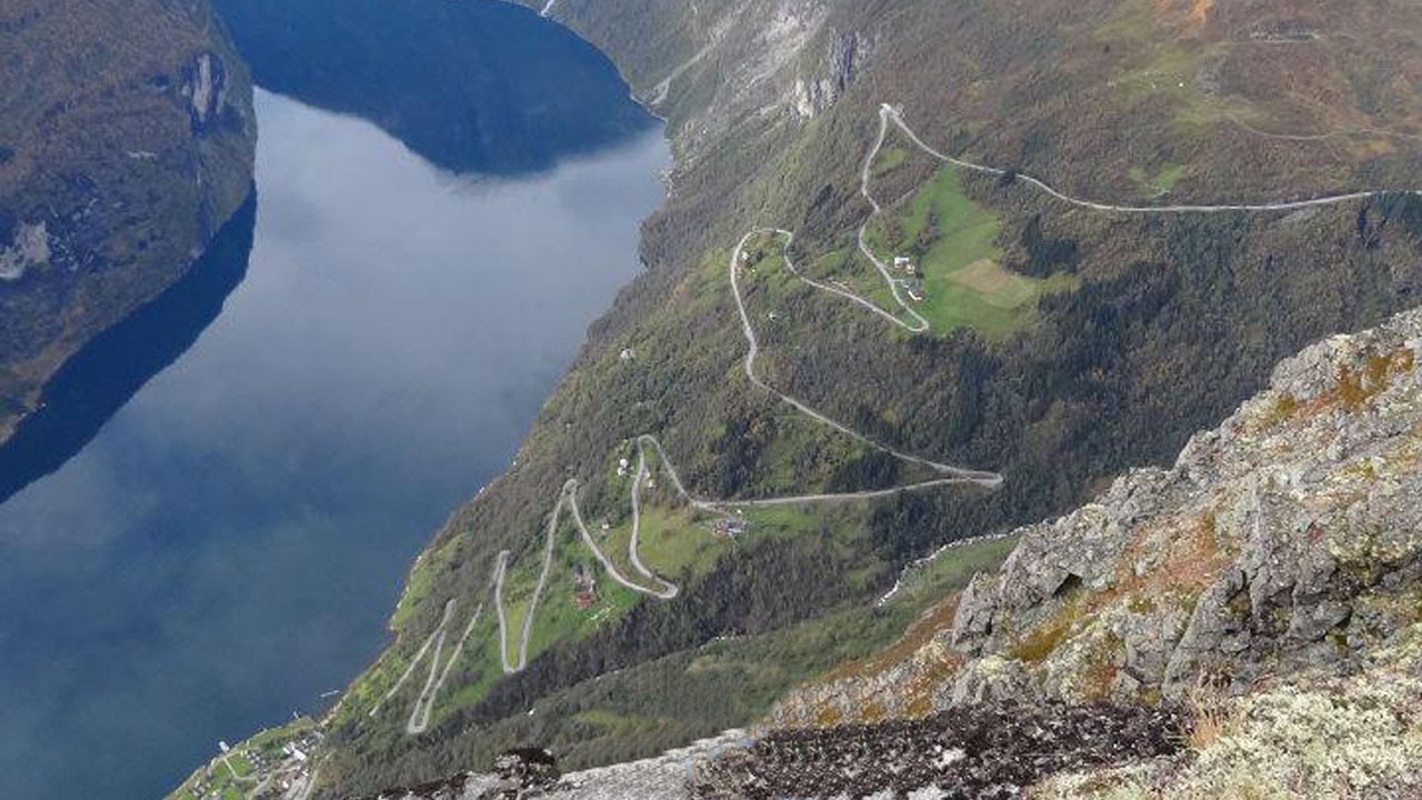 Norge Eagle Road Mountain route 63 to Geiranger Norway