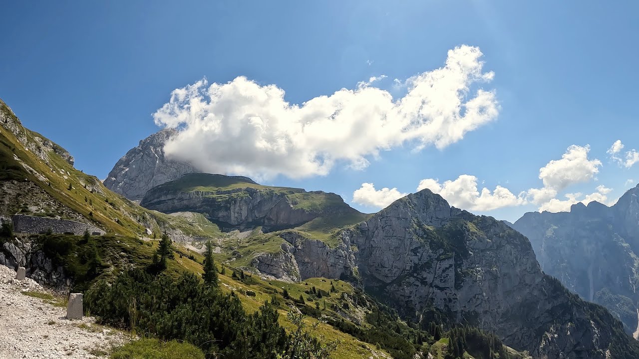 Cycling in Slovenia: Vršič, Mangart, Predil - The Rhythm Of The Road