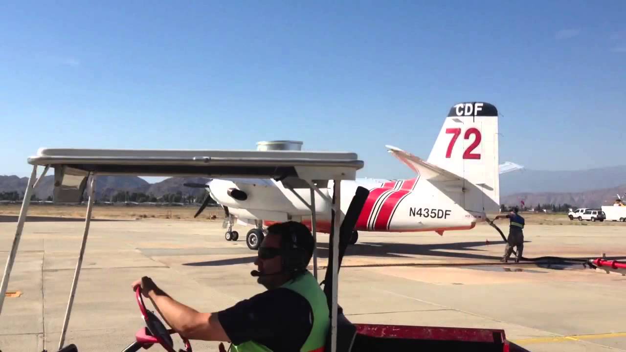 CDF Airtanker Grumman S-2 Tracker