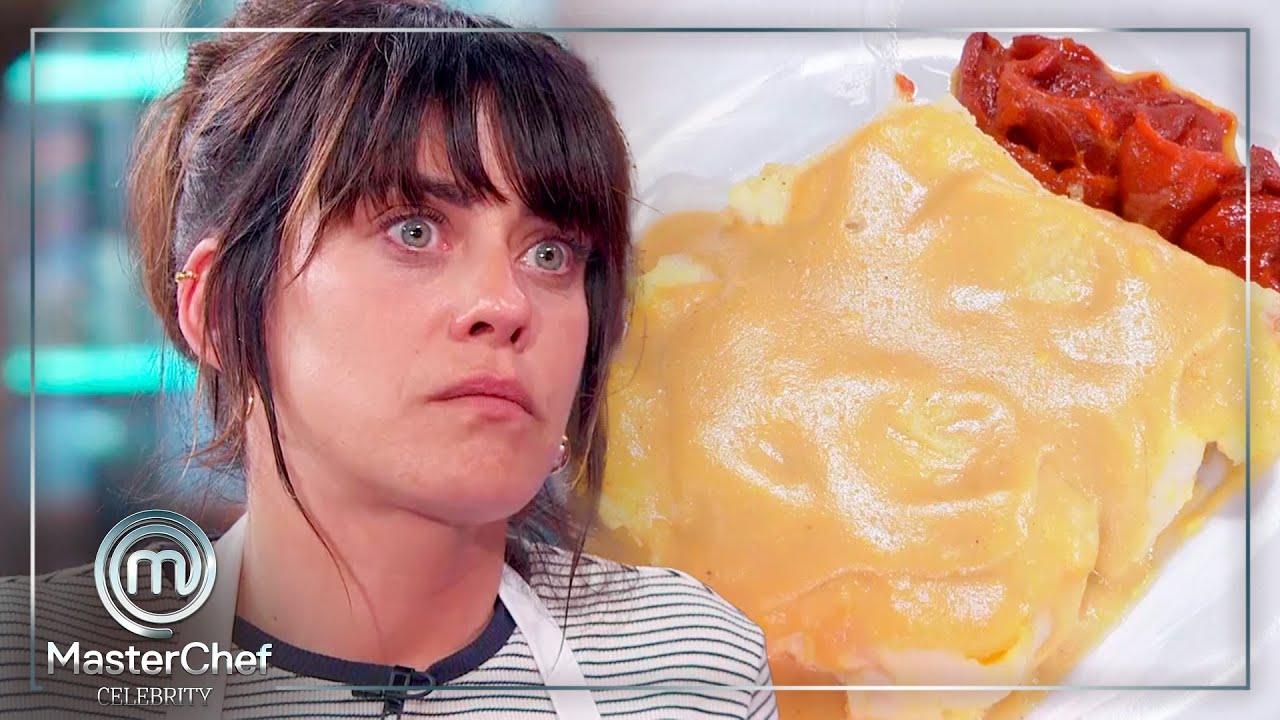 Esta es la versión de la merluza a la romana que ha preparado María León | MasterChef Celebrity 9