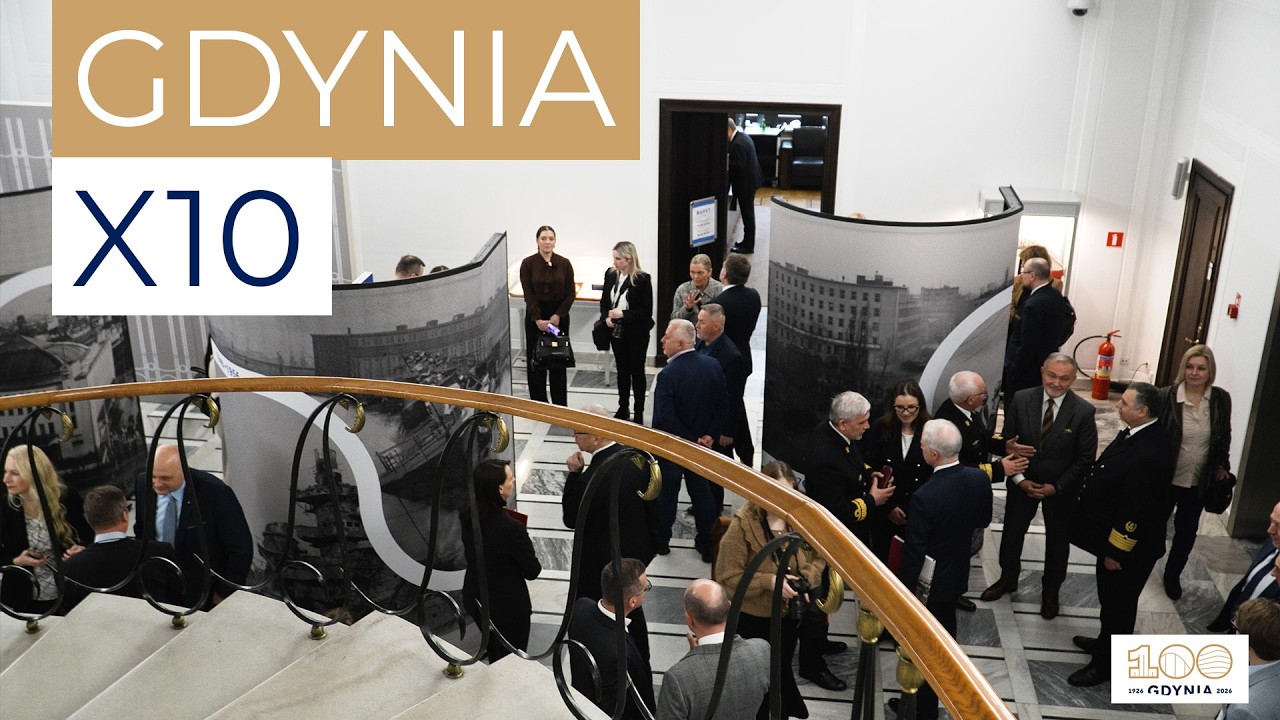 „Gdynia x 10” w Senacie! 100 lat miasta na wyjątkowej wystawie. | Gdynia.pl