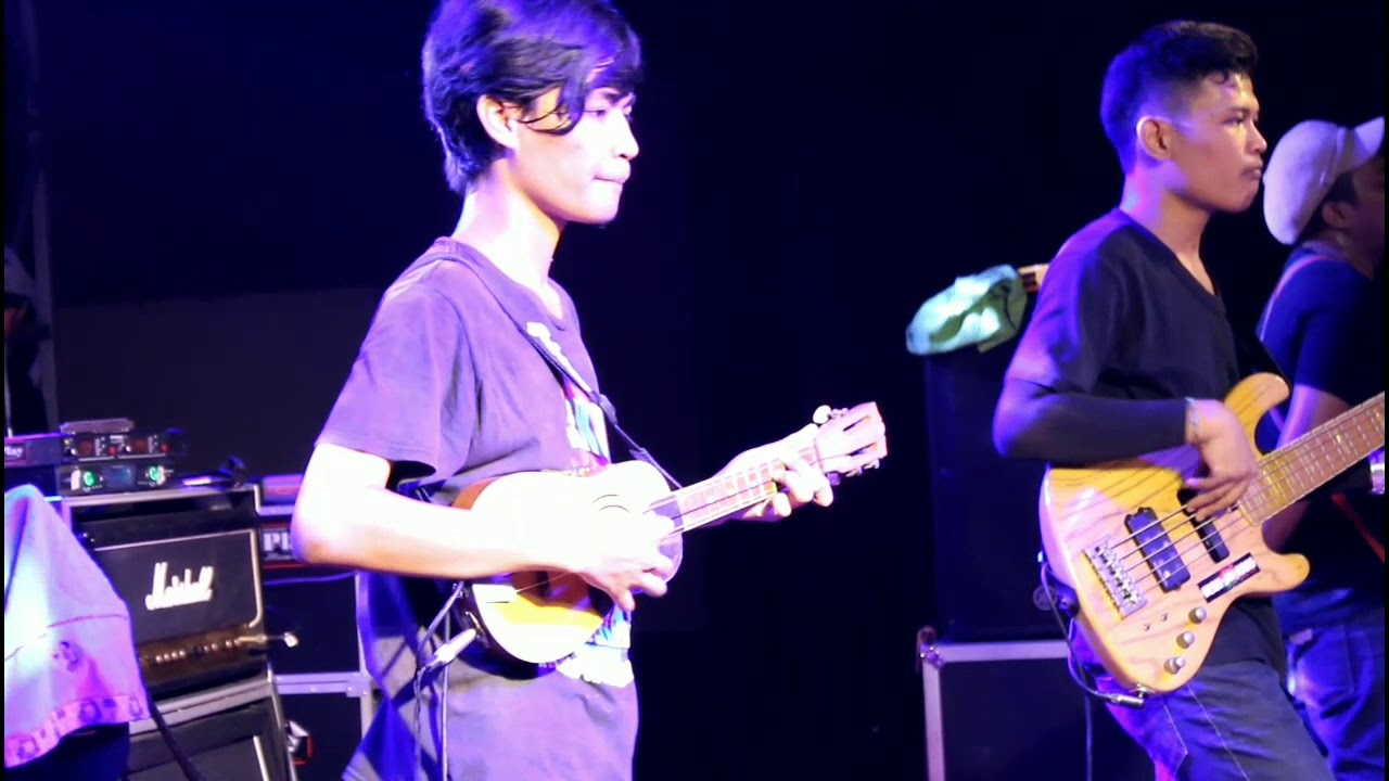 Debu Jalanan Reggae - Damai di Surga live @Unipa (Ramadhan Berkah)