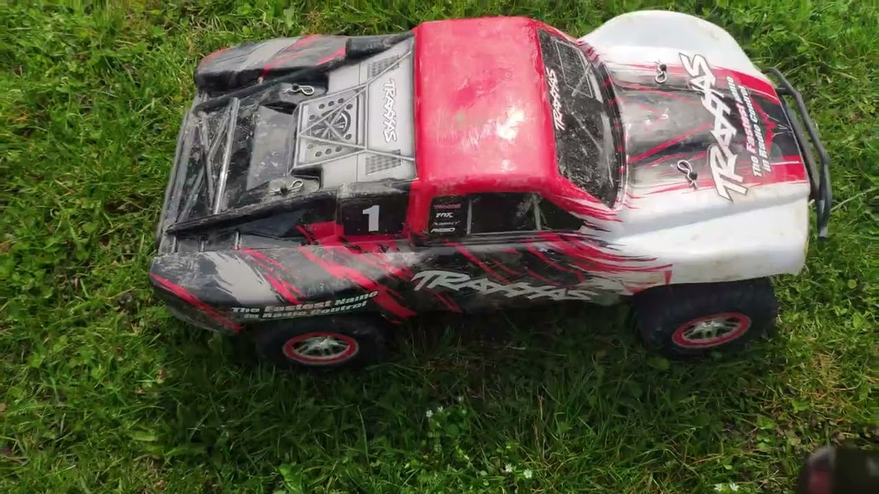 Traxxas Slash 4x4 vxl - test na  pakiecie 3S i ataku 18T