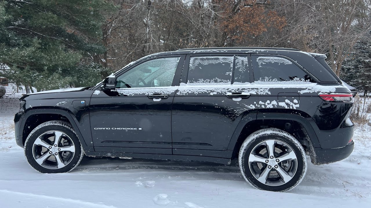 Обзор зимнего вождения Jeep Grand Cherokee 4xe