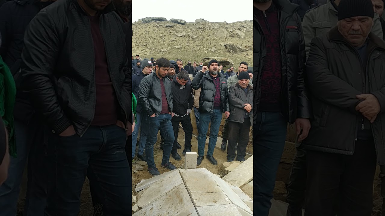 Elxan Qobustanlı: Bahadur qardaşın dəfnində təsirli nesiheti