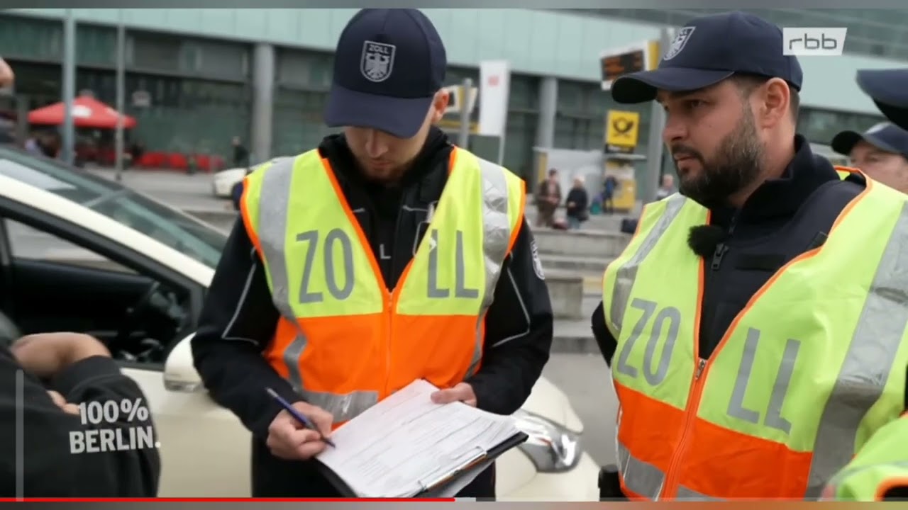 Taxi Großkontrolle des Berliner Zoll