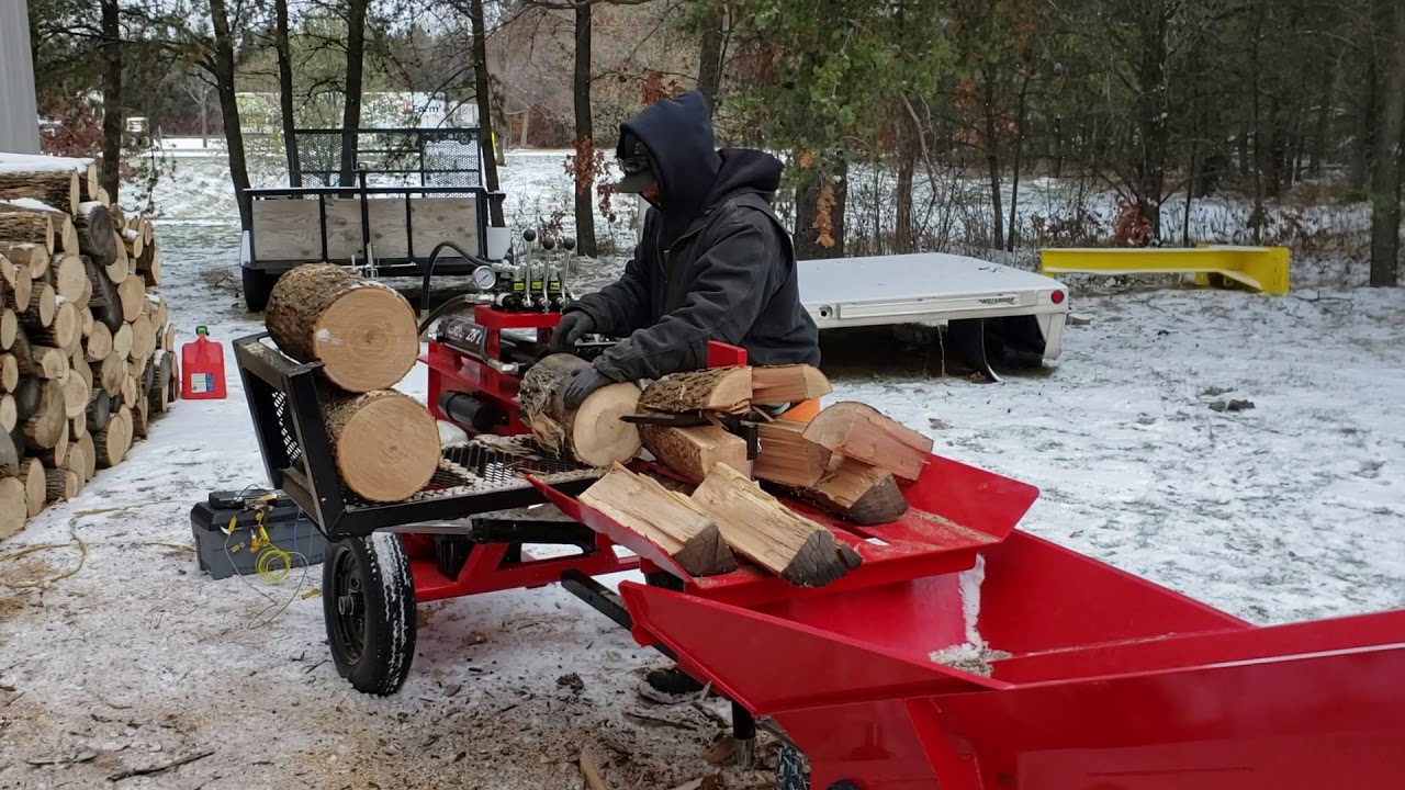 Wolfe Ridge 28 Pro Log splitter with 4 way hydraulic wedge -Honda testing