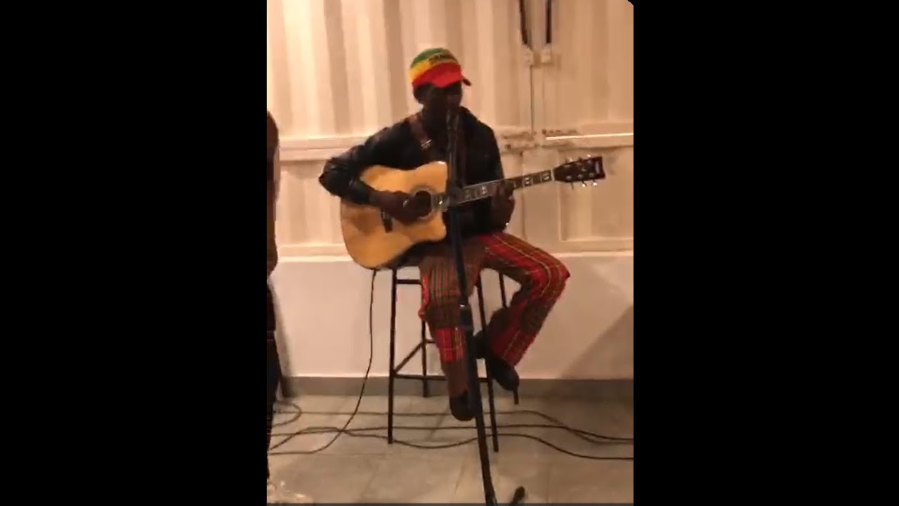 Quenti performance at zaria court kigali ( inkingi art space presents)