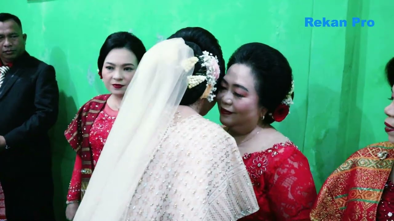 1 MARSIBUHA BUHAI II  Holong Sianipar & Gabriella Sitorus  #wedingbatak #tradisibatak #adatbatak