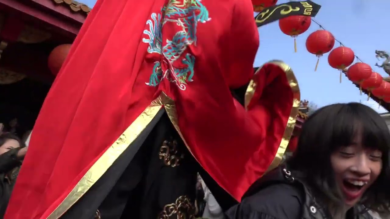 2019年ある日の長崎燈會・長崎孔子廟の変面