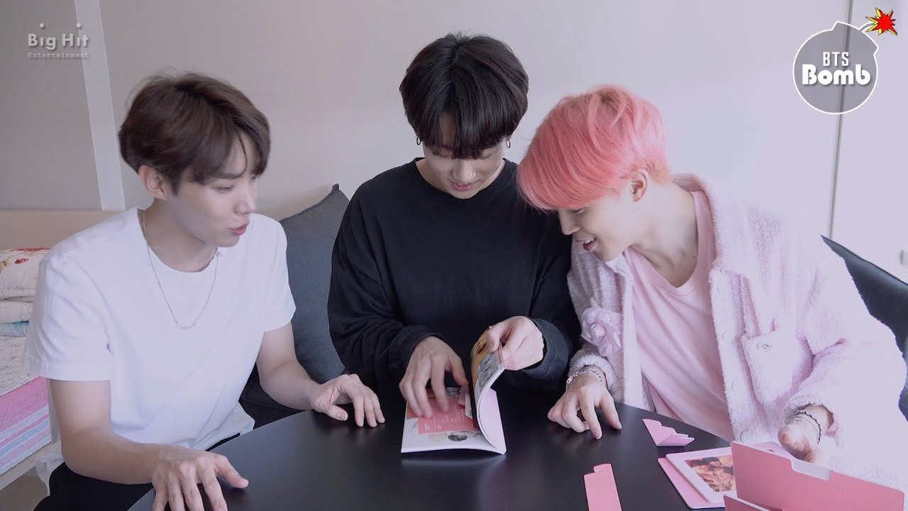 [BANGTAN BOMB] 'MAP OF THE SOUL : PERSONA' Album Unboxing (BTS ver.) - BTS (방탄소년단)