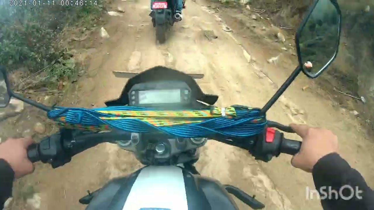 मेरो गाउँ को बाटो 🤨🤨,,,हाम्रो संस्कृति ☺️☺️,,,,#utr01vg #गाउँ #youtube #virullvloge #myvillage #