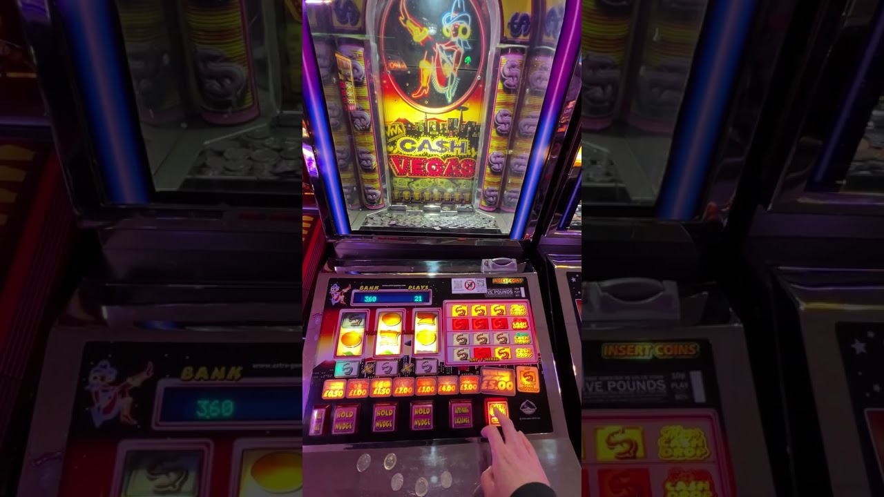 A fiver vs Cash Vegas 