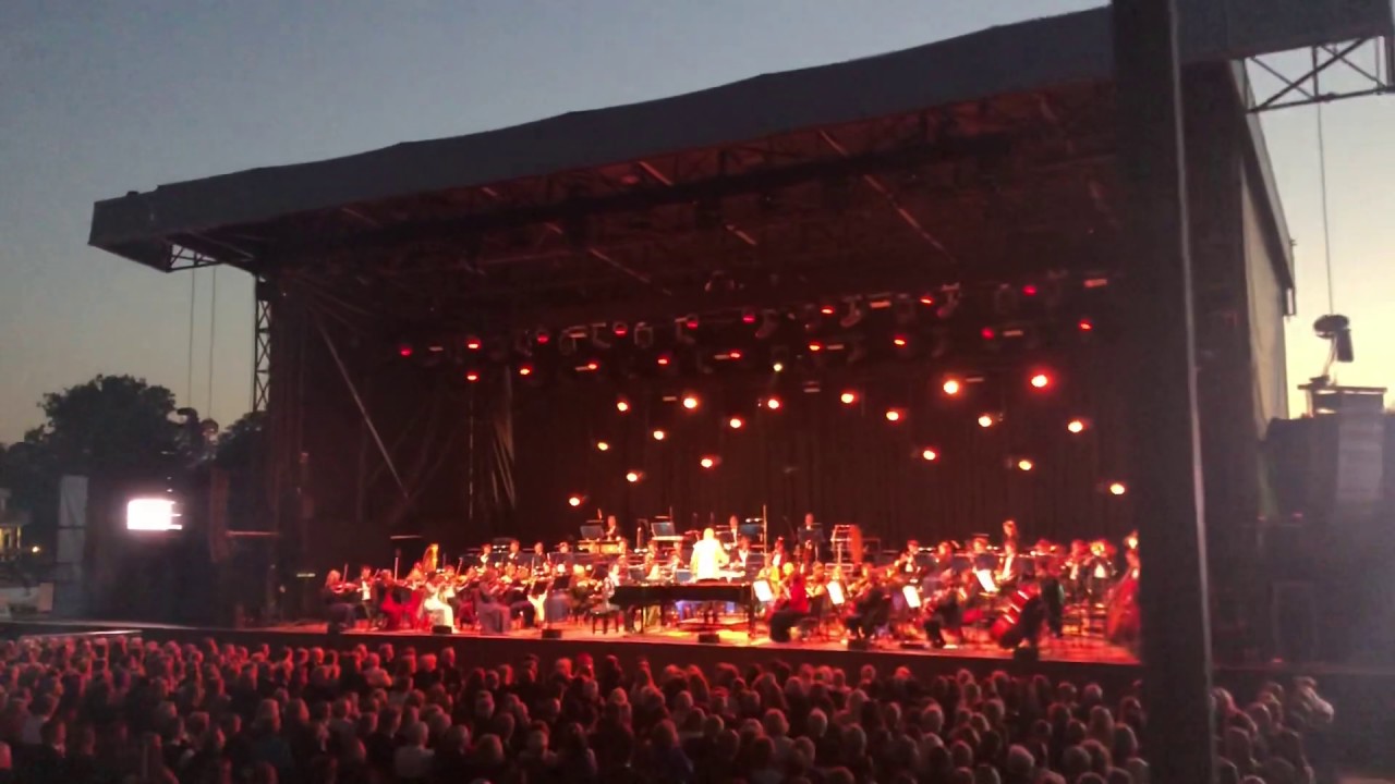 Oliver Poole & The Royal Philharmonic Orchestra - The Ride of the Valkyries World Premiere Live