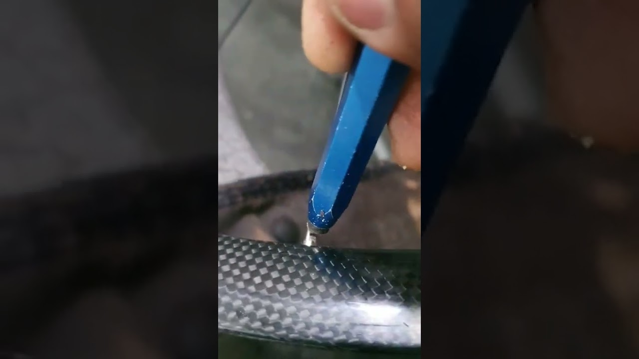 Trocando Niple em roda com Tubeless