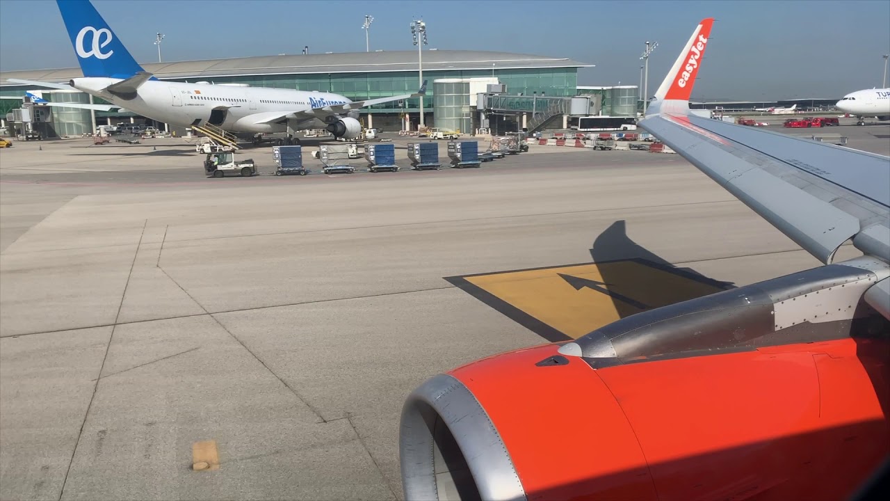 BEAUTIFUL Sunny EasyJet A320 Takeoff Barcelona BCN
