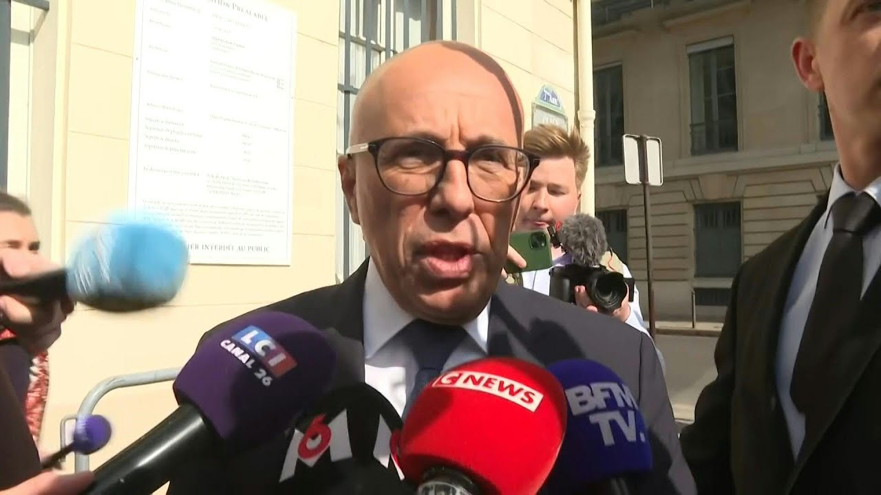 Eric Ciotti, exclu de son parti, arrive au siège de LR | AFP Images