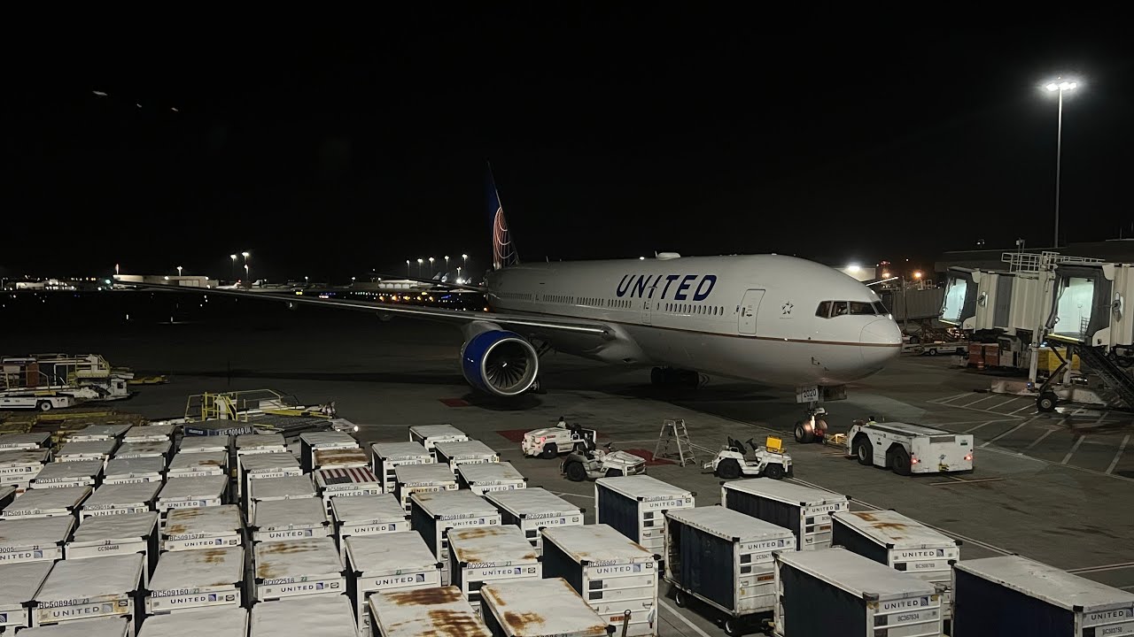 (Brings Memories) United Airlines UA2005 San Francisco (SFO)-NYC/Newark (EWR) 3/28/2023 B777-200ER