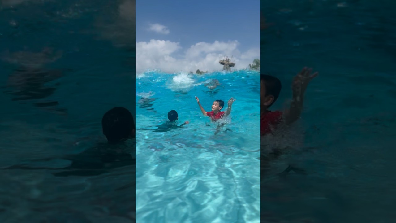 Disney&rsquo;s Typhoon Lagoon Wave Pool POV Tidal Wave