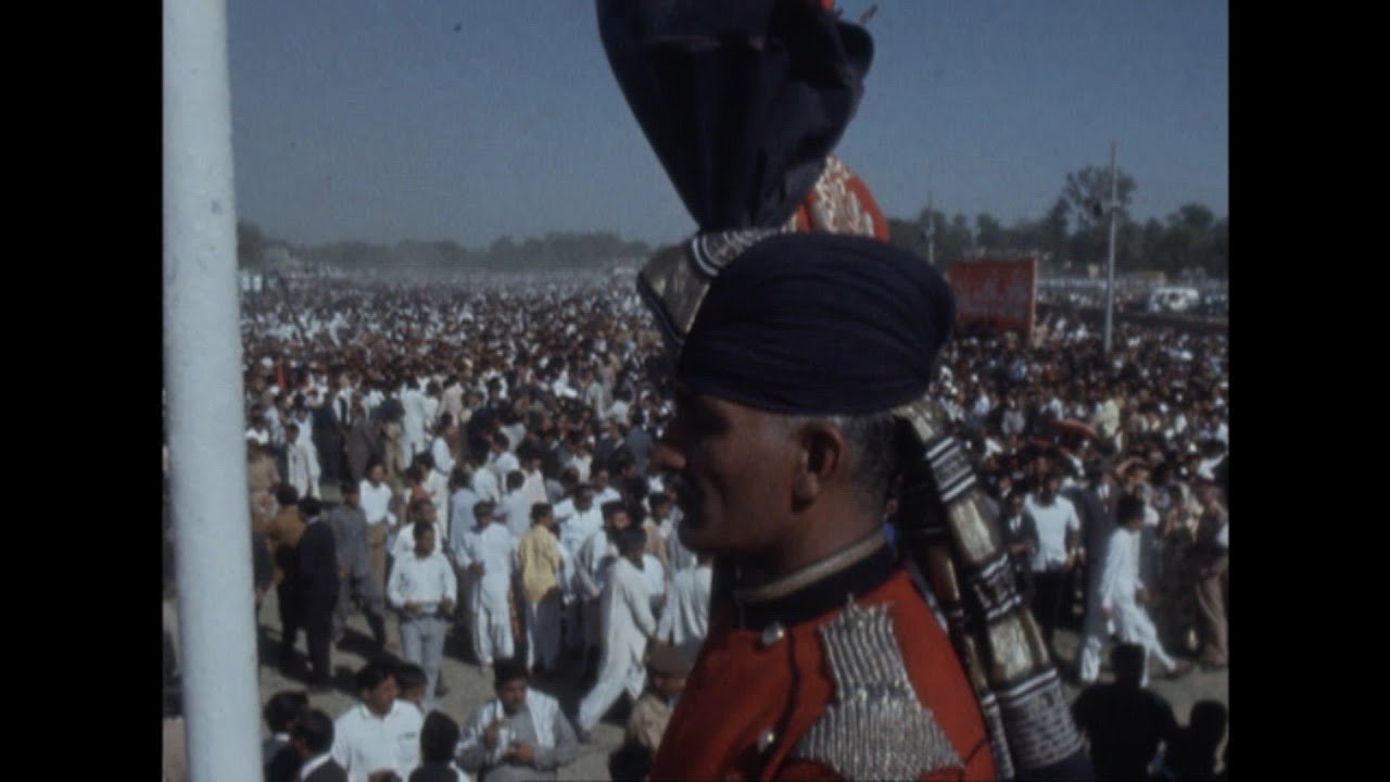 RR7218A PAKISTAN: PRESIDENT BHUTTO'S PROBLEMS